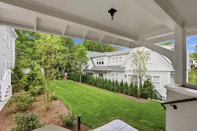 38 Edgewood Rd #2, Lexington, MA 02420 - Photo 2