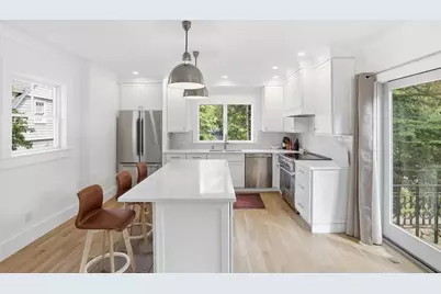 38 Edgewood Rd #2, Lexington, MA 02420 - Photo 4