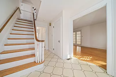 93 Lincoln Rd, Medford, MA 02155 - Photo 12