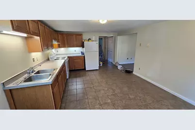 4R Camp Jahn Rd #1, Southampton, MA 01073 - Photo 2