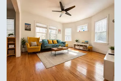 132 Middlesex Road #1, Brookline, MA 02467 - Photo 2