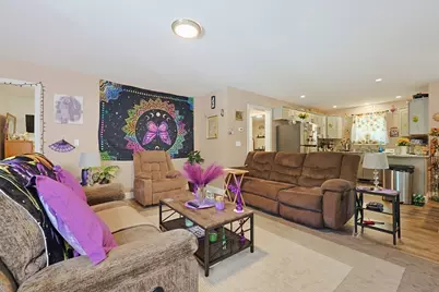 8 Union St, North Brookfield, MA 01535 - Photo 10