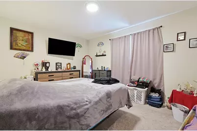 8 Union St, North Brookfield, MA 01535 - Photo 14