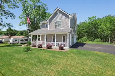 8 Union St, North Brookfield, MA 01535 - Photo 34