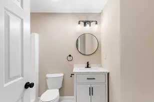 17 Lions Ln, Salem, MA 01970 - Photo 16