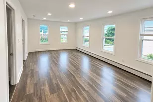 576 Franklin St, Worcester, MA 01608 - Photo 12