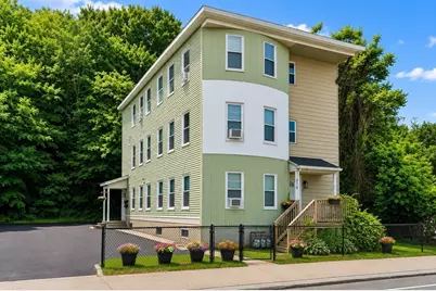 576 Franklin St, Worcester, MA 01608 - Photo 2