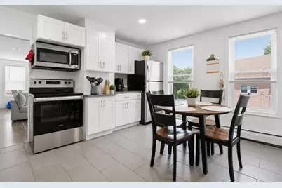 576 Franklin St, Worcester, MA 01608 - Photo 12