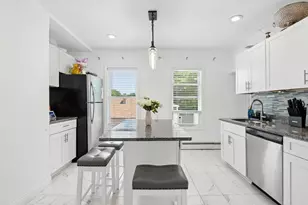 576 Franklin St, Worcester, MA 01608 - Photo 10