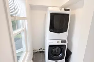 576 Franklin St, Worcester, MA 01608 - Photo 8
