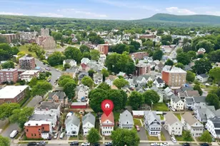 133 Oak St, Holyoke, MA 01040 - Photo 4