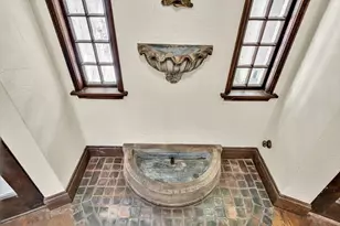 128 Dudley St, Brookline, MA 02445 - Photo 4