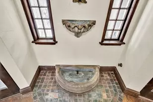 128 Dudley St, Brookline, MA 02445 - Photo 4