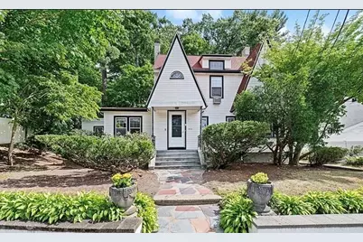 2084 Washington St, Newton, MA 02462 - Photo 1
