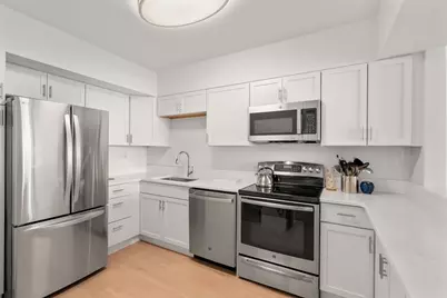330 Beacon #153, Bolton, MA 02116 - Photo 4