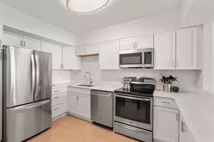330 Beacon, Bolton, MA 02116 - Photo 4