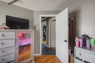 23 Jenness St, Springfield, MA 01104 - Photo 8