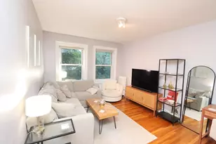 1662 Commonwealth Ave, Boston, MA 02135 - Photo 4