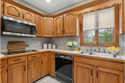 20 Brightwood Ave, Worcester, MA 01604 - Photo 26