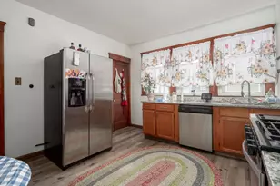 55 Central St, Somerville, MA 02143 - Photo 10
