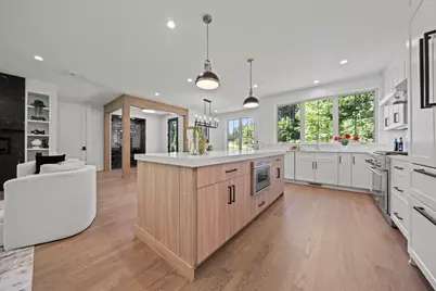 17 Upland, Natick, MA 01760 - Photo 4