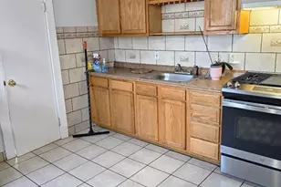 196 Rodman St, Fall River, MA 02721 - Photo 2