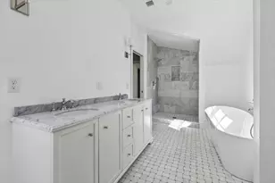 3 Hollyhock Ln, Hingham, MA 02043 - Photo 16