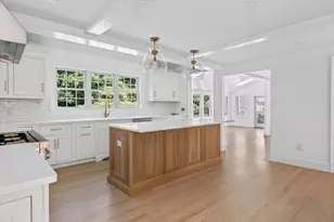 3 Hollyhock Ln, Hingham, MA 02043 - Photo 4