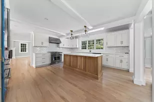 3 Hollyhock Ln, Hingham, MA 02043 - Photo 4