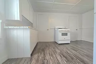 9 Cedar St, Taunton, MA 02780 - Photo 2