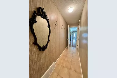 608 Pinewood Dr, Longmeadow, MA 01106 - Photo 32