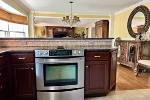 608 Pinewood Dr, Longmeadow, MA 01106 - Photo 12
