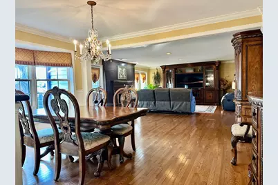 608 Pinewood Dr, Longmeadow, MA 01106 - Photo 6