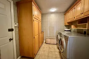 608 Pinewood Dr, Longmeadow, MA 01106 - Photo 30