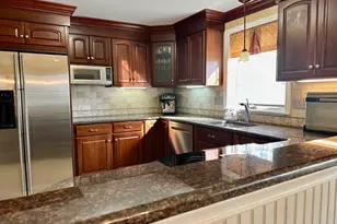 608 Pinewood Dr, Longmeadow, MA 01106 - Photo 10