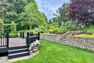 608 Pinewood Dr, Longmeadow, MA 01106 - Photo 2