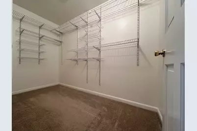 608 Pinewood Dr, Longmeadow, MA 01106 - Photo 18