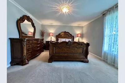 608 Pinewood Dr, Longmeadow, MA 01106 - Photo 14