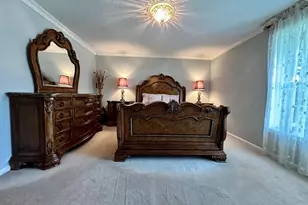 608 Pinewood Dr, Longmeadow, MA 01106 - Photo 14