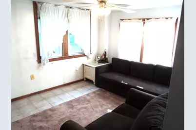 585 Charlton St, Southbridge, MA 01550 - Photo 24