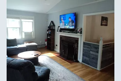 585 Charlton St, Southbridge, MA 01550 - Photo 14