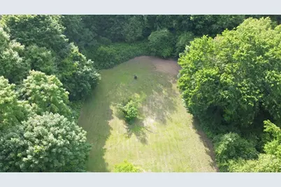 585 Charlton St, Southbridge, MA 01550 - Photo 10