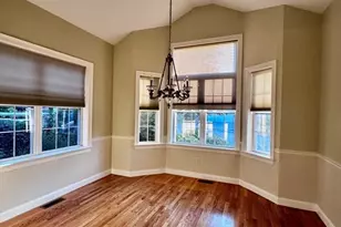 308 Sprucewood Ln, Clinton, MA 01510 - Photo 4