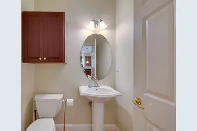 308 Sprucewood Ln #308, Clinton, MA 01510 - Photo 8