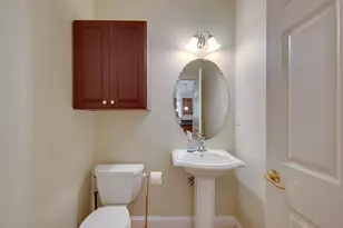 308 Sprucewood Ln, Clinton, MA 01510 - Photo 6