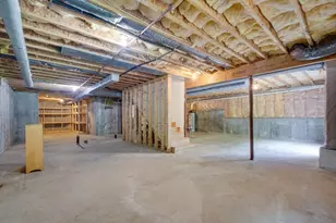 308 Sprucewood Ln, Clinton, MA 01510 - Photo 18