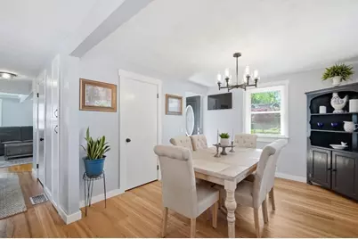 22 Coronet Cir, Agawam, MA 01030 - Photo 10