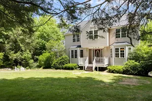 140 Paradise Ln, Sturbridge, MA 01518 - Photo 1