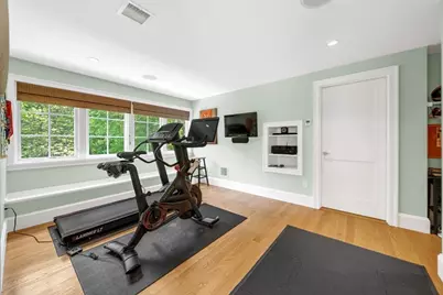 10 Chandler Circle, Weston, MA 02493 - Photo 24