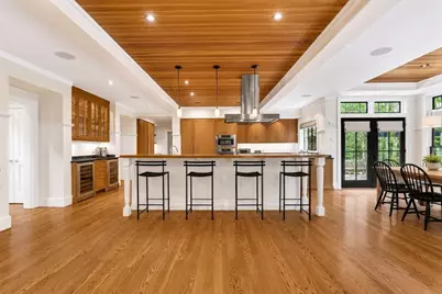 10 Chandler Circle, Weston, MA 02493 - Photo 10